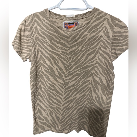 MOTHER Tops - Mother T- Shirt Tan Zebra Print-  XS